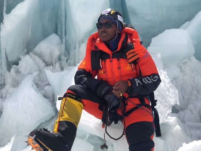 Ками Рита в 24-й раз поднялся на Эверест